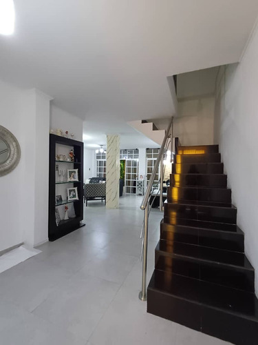 Casa En Venta En Conjunto Villa Ávila, Guatire
