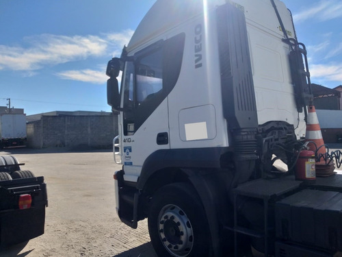 Imagem 5 de 13 de Iveco Stralis 410 6x2 2011 Motor Novo Completo