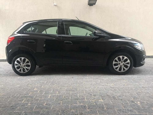 Imagem 6 de 15 de Chevrolet Onix 2014 1.4 Lt Aut. 5p