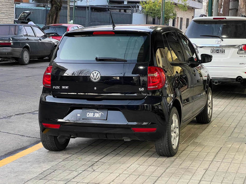Imagen 5 de 16 de Volkswagen Fox 1.6 Trendline 5ptas /// 2013 - 88.000km