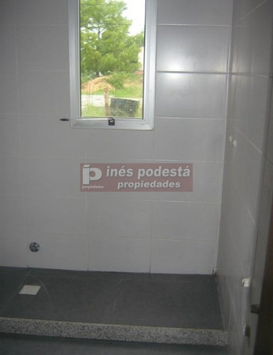 Casa En Pinares- Ref: 37553