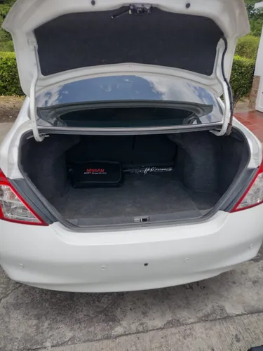 Nissan Versa 1.6 Advance