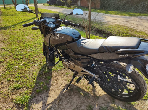 Imagen 10 de 13 de Bajaj Rouser 180