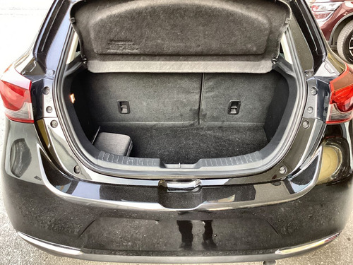Mazda Mazda 2 2023