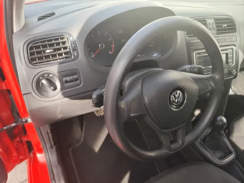 Volkswagen Polo 1.6 L4 Sound Mt