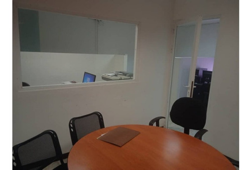 Imagen 5 de 9 de Alquilo Local Comercial Cc. Galeno Center.