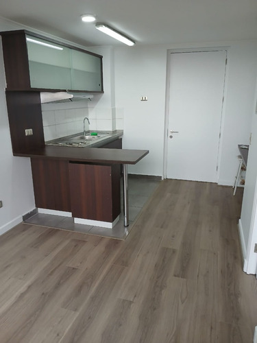 Metro Ciudad Del Niño/ Espacio Urbano