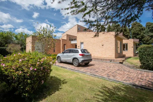 Casa En Venta En Guaymaral. Cod V12950