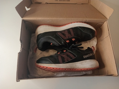 Zapatillas Reebok Niño Road Supreme Kids Talle (31) 20cm (Usado)