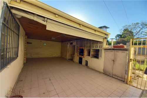 Casa 3 Ambientes Venta En Sarandi Oportunidad