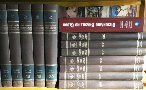 Enciclopédia Mirador Internacional Capa Dura + Livros Do Ano