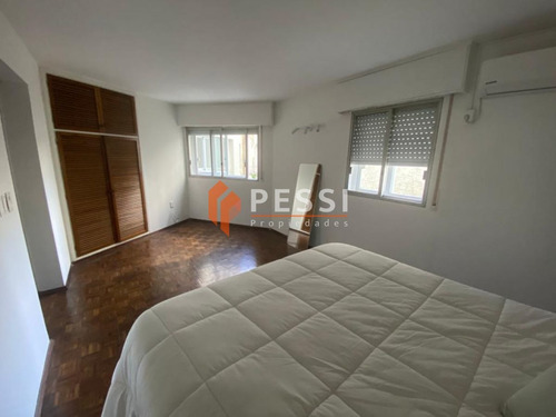 Imagen 7 de 23 de Venta Apartamento 3 Dormitorios Y Servicios En Pocitos