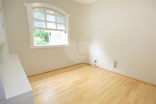 Imagem 29 de 30 de Casa- Venda - 4 Dormitorios - Jardim Cordeiro - Reo366463