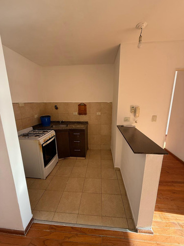 Departamento En Alquiler En Barrio General Paz, 1 Dormitorio