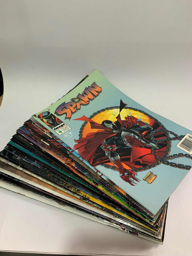 Spawn Comic Vid Paquete Con 22 Cómics (Usado)