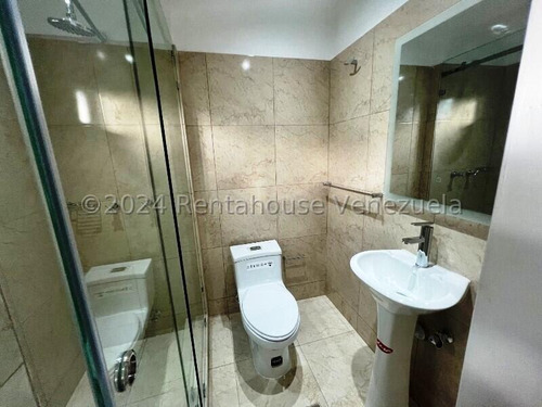 Venta Casa Un Nivel Renovada Prados Del Este Yf