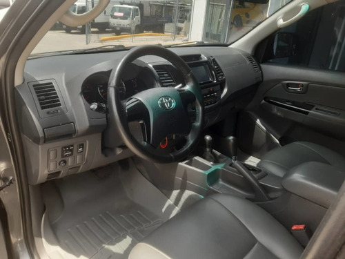 Imagen 11 de 18 de Toyota Hilux Kavak 4.0