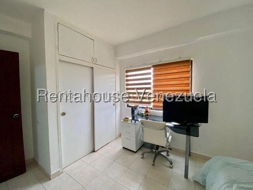 Diana C. Vende Hermoso E Impecable Apartamento En Piso Bajo, En La Granja Naguanagua Rc-dc 25-15781