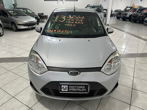 Ford Fiesta sedan 1.6 se