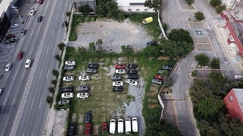 Terreno Comercial En Venta En Las Torres En Monterrey