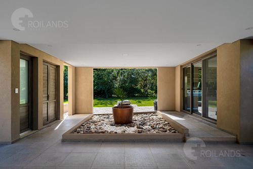 Venta Casa 9 Amb 7000 M2 Chacras De Open Door