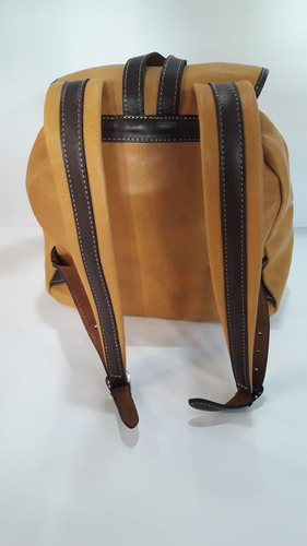 Imagen 3 de 3 de Mochila En Cuero / Diferentes Colores.