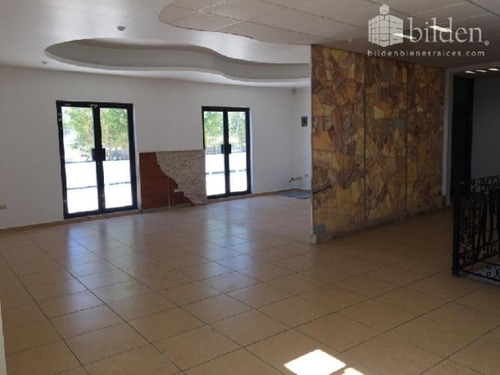 Imagen 10 de 12 de Local Comercial En Renta Zona Centro