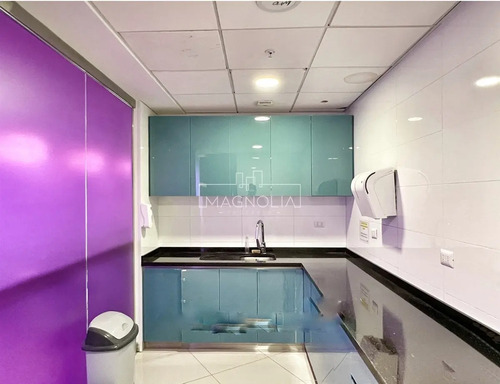 Arriendo Amplia Oficina Nueva Las Condes