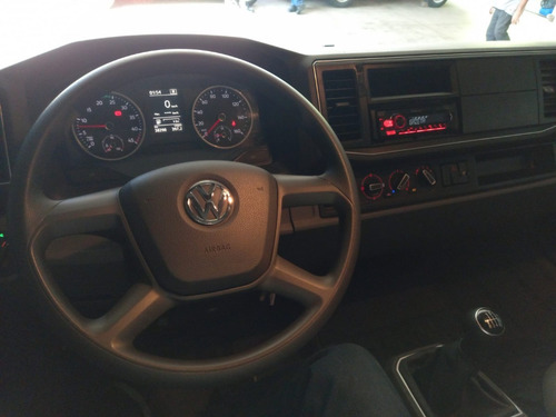 Imagem 12 de 18 de Volkswagen Delivery Express 2019 Baú Sider