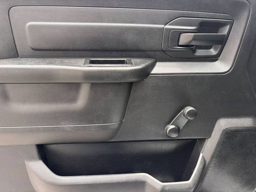 RAM 4000 5.7 Chasis Cabina 4x2 Mt
