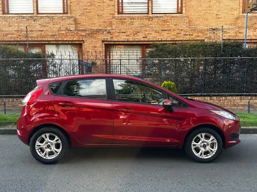 Ford Fiesta 1.6 Hatchback Se