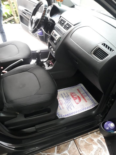 Volkswagen Fox 1.0 Completo
