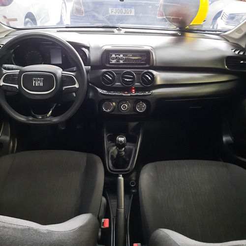 Fiat Cronos 1.0 Drive Flex 4p