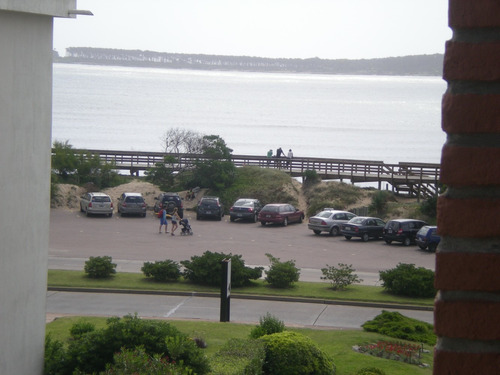 Imagen 5 de 14 de Apartamento En Rambla Williman Parada 2 Frente Al Mar