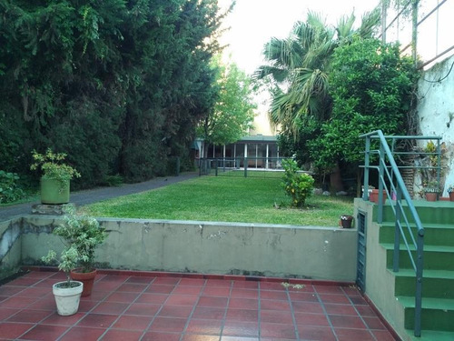 Imagen 19 de 27 de Venta- Excelente Casa - 8 E/ 41 Y 42 - Lote 10x60! La Plata