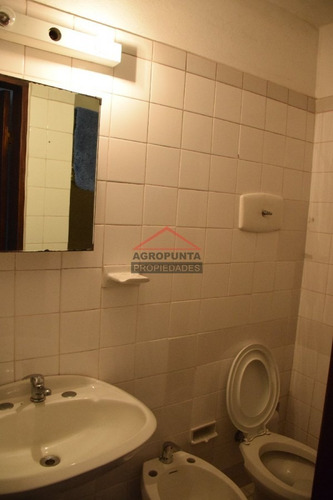 Apartamento En La Barra, 3 Dormitorios *- Ref: 2626