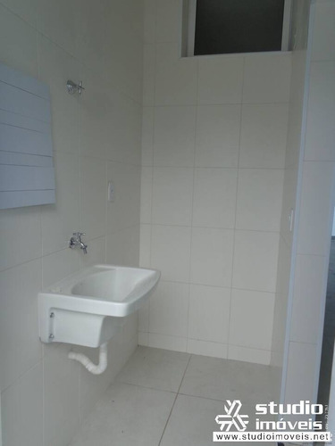Imagem 11 de 15 de Sobrado Novo Com 2 Suites Em Condomínio Fechado Com Área De Lazer - 1785