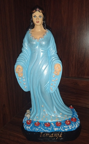 Figura De La Virgen Iemaja