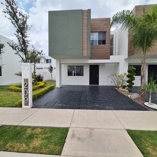Casa Nueva Rancho Santa Monica Cerca Colegio Sanford Sams Aurrera Farm Guadalajara Nissan Jatco Aeropuerto Universidades Centro A 15 Minutos