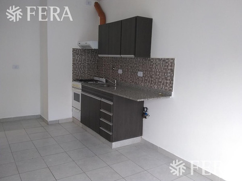 Imagen 3 de 9 de Venta De Departamento 2 Ambientes En Crucesita (19968)