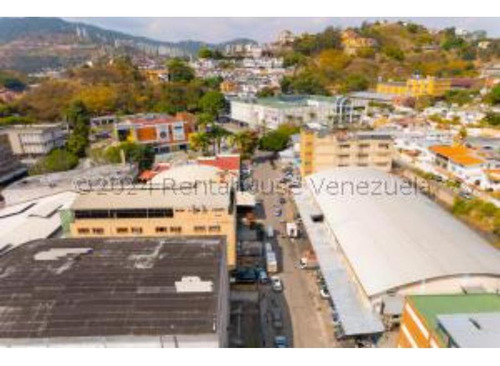 #24-17255 Excelente Edificio Industrial En La Trinidad