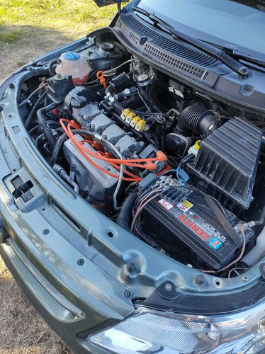 Imagen 3 de 6 de Volkswagen Gol Trend 1.6 Pack Iii 101cv