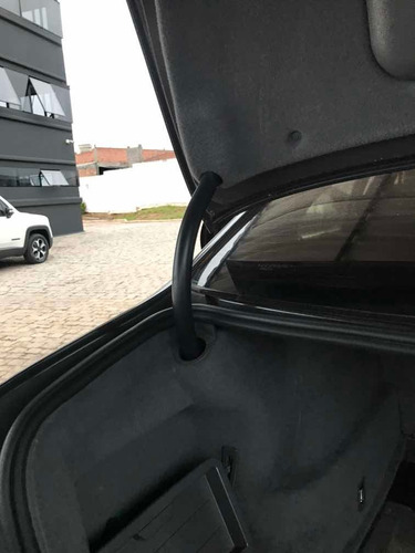 Dobradiça Da Tampa Traseira Lado Esquerdo Bmw 750i 2012