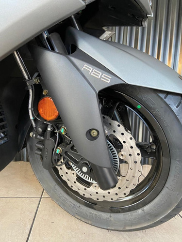 Imagen 5 de 13 de Scooter Kymco - Downtown 350i Abs Okm -kawasaki Quilmes