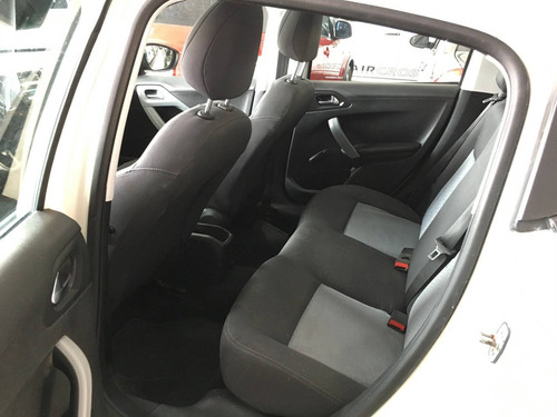 Peugeot 208 1.5 Allure 8v Flex 4p Manual