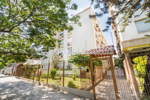 Apartamento, 2 Dormitórios, 74.67 M², Floresta - 204855