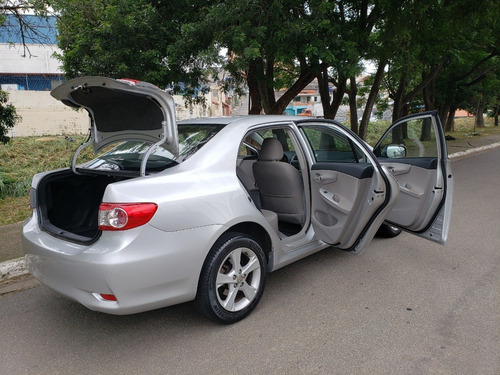 Toyota Gli 1.8 Flex Aut 2014