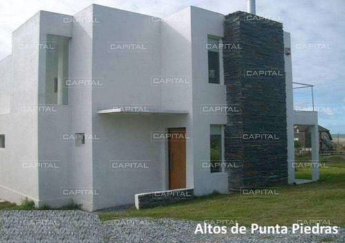 Muy Buena Casa En Venta En Punta Piedras, Manantiales.- Ref: 25371