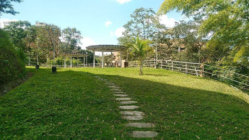 Imagen 10 de 12 de Se Vende Apto 51m2 1h/1b/1p Miravila