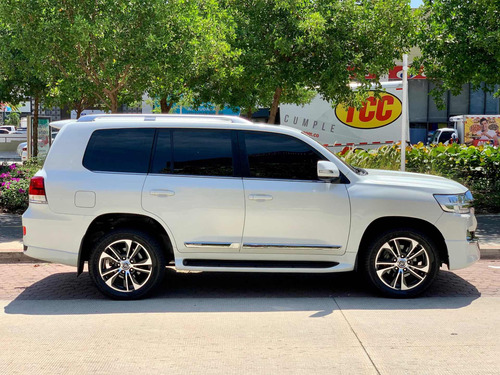 Toyota Land Cruiser 200 2019 4.5 Imperial Fl